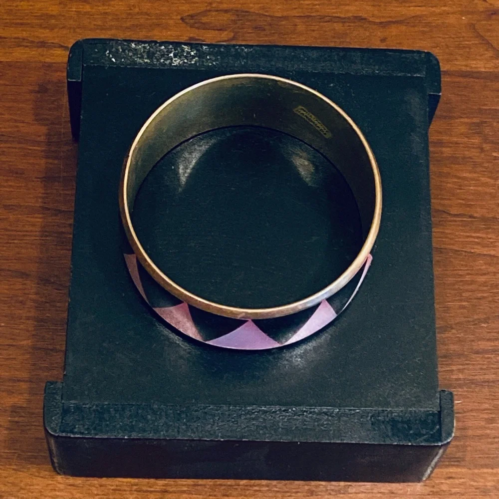 🌟12xHP🌟VTG 1980s-90s Pink Mother of Pearl Black Onyx Brass Bangle Philippines - Picture 5 of 6